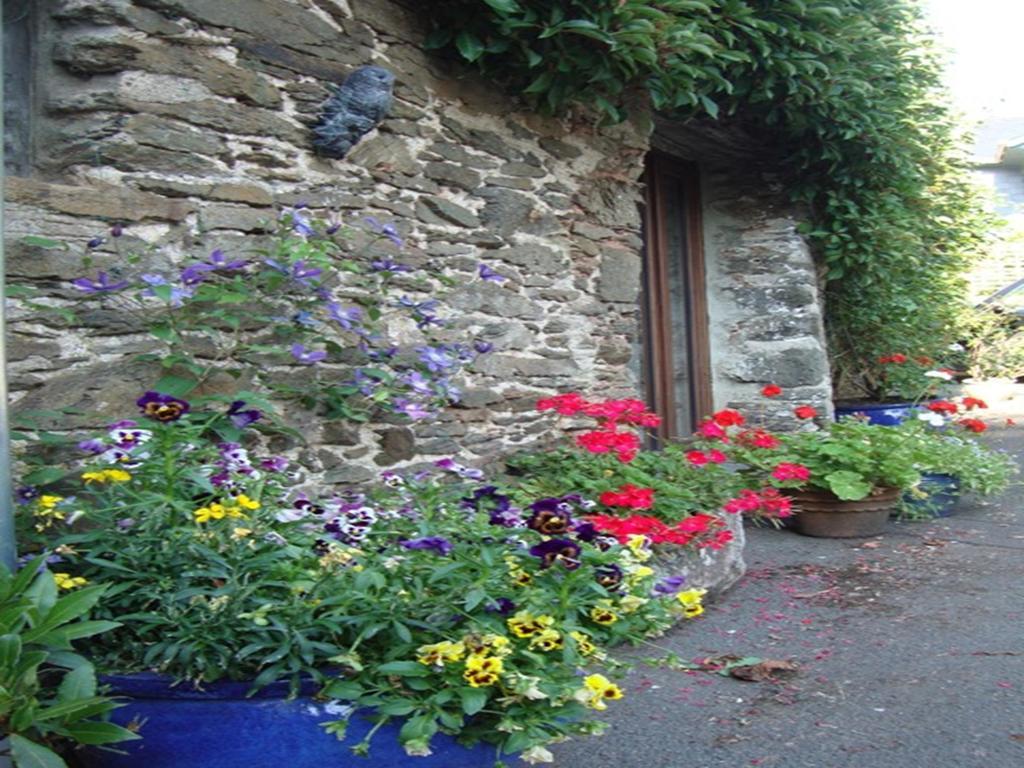 Church Barn Harberton Exterior photo
