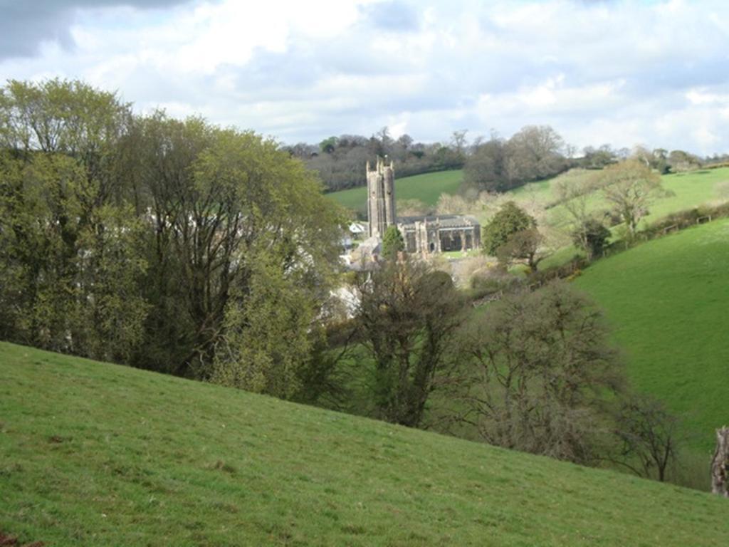 Church Barn Harberton Exterior photo